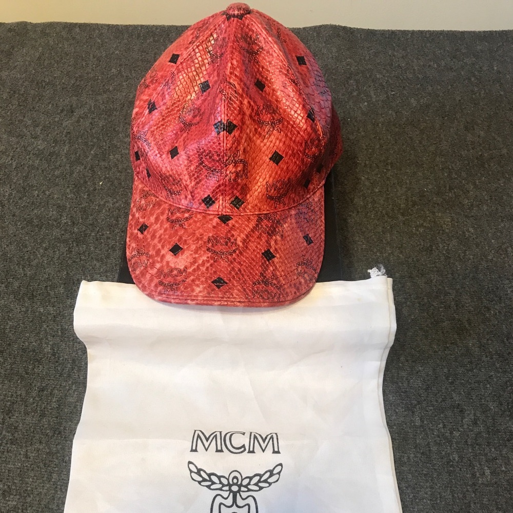 NWOT Vintage leather python 🐍 print strap back